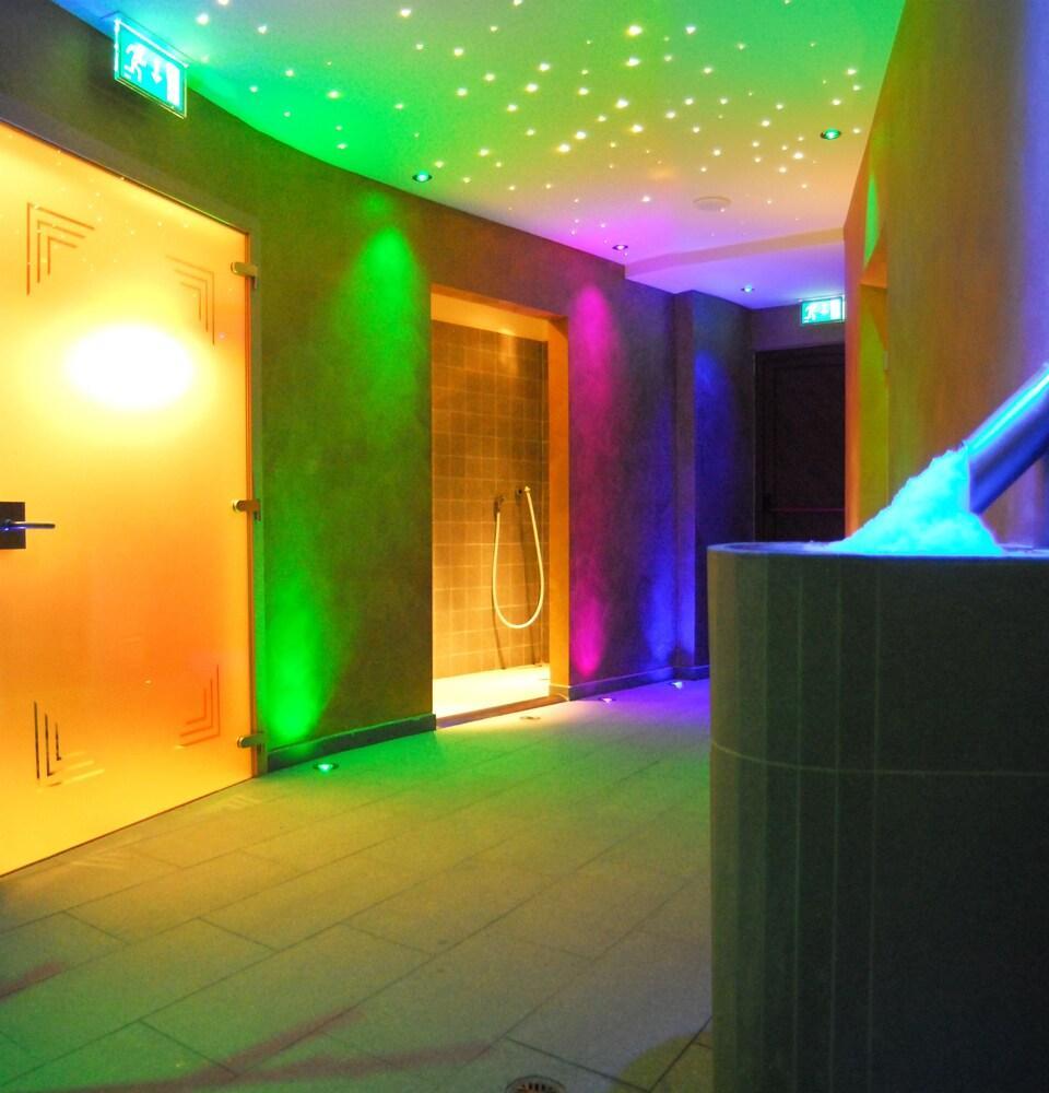 Hotel St. Raphael Madonna Exterior foto